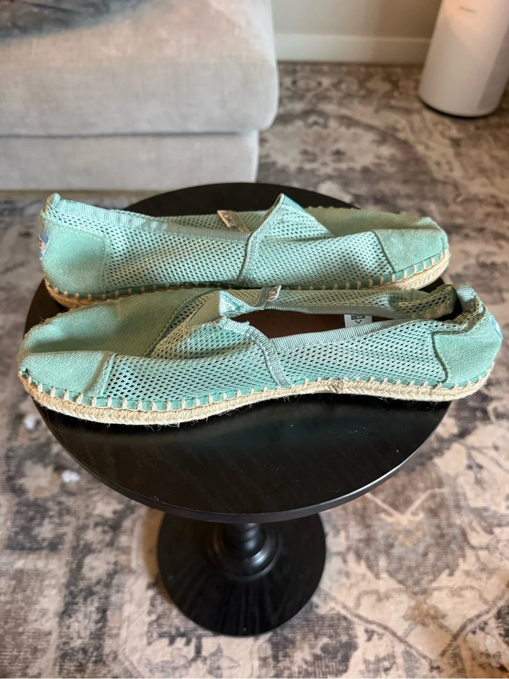 TOMS Mint Green Mesh & Suede Espadrille Slip-Ons SZ 10